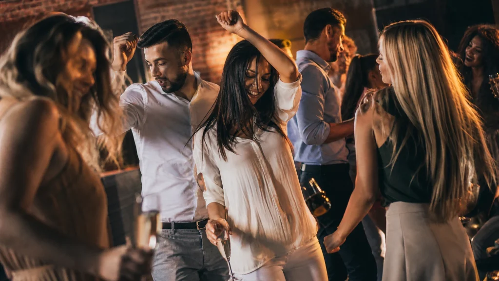 Créer une playlist de fête réussie